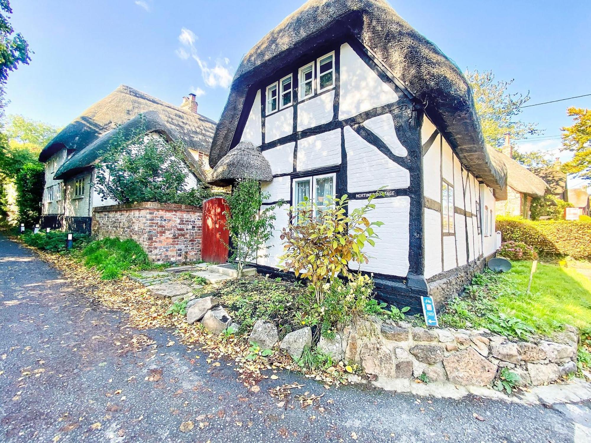 Mortimer Cottage Wootton Rivers Bagian luar foto